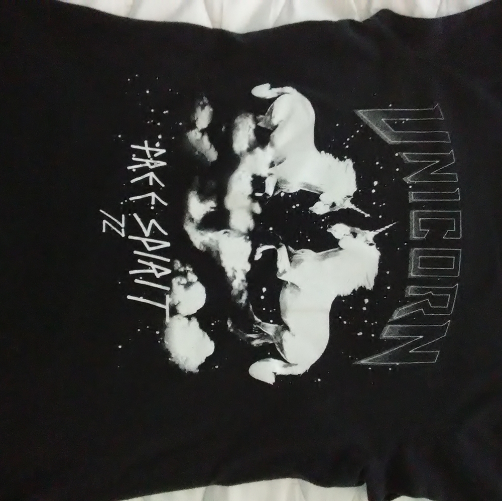Unicorn t-shirt